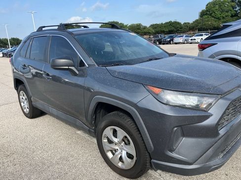 Used 2021 Toyota RAV4 LE w/ Carpet Mat Package (TMS) FWD image 3