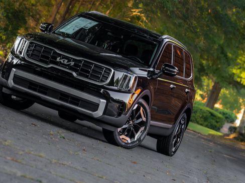Used 2023 Kia Telluride S w/ S Sunroof Package AWD/4WD image 24