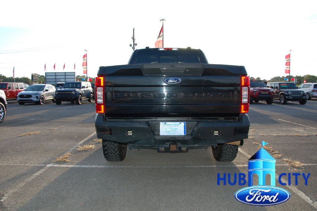 Used 2021 Ford F250 Lariat w/ Lariat Ultimate Package AWD/4WD image 4