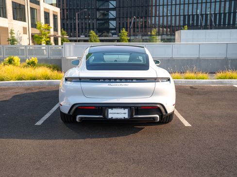 Certified 2020 Porsche Taycan Turbo w/ Premium Package AWD/4WD image 7