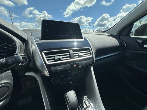 Used 2019 Mitsubishi Eclipse Cross AWD image 22