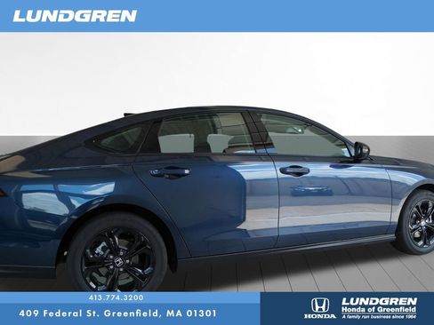 Used 2025 Honda Accord SE image 10