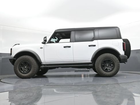 Used 2024 Ford Bronco Wildtrak image 24