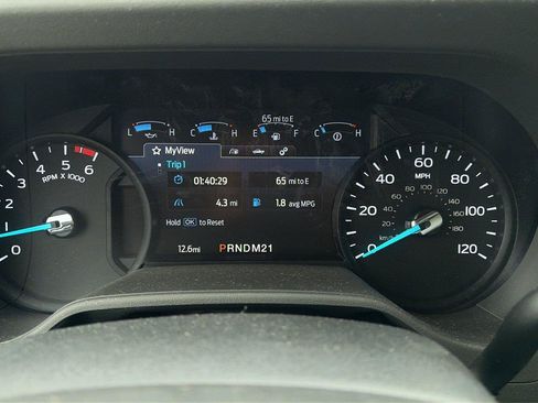 New 2027 Ford E-350 and Econoline 350 Super Duty w/ Power Equipment Group RWD image 12