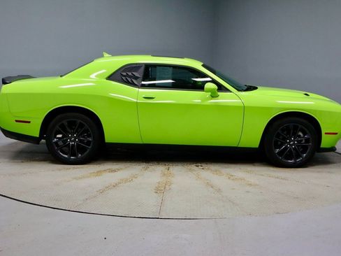 Used 2023 Dodge Challenger SXT w/ Plus Package image 11
