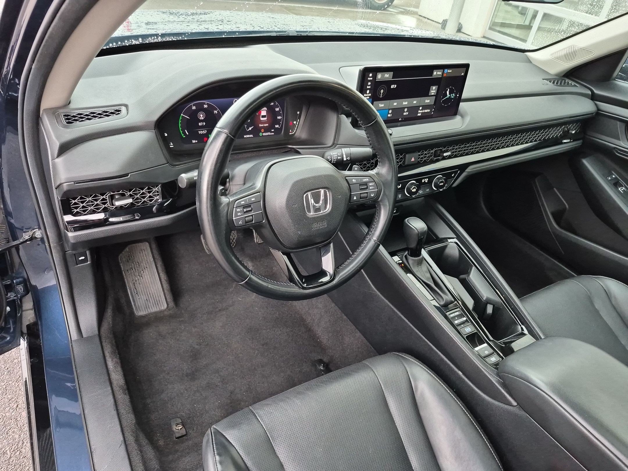 Used 2024 Honda Accord EX-L image 16