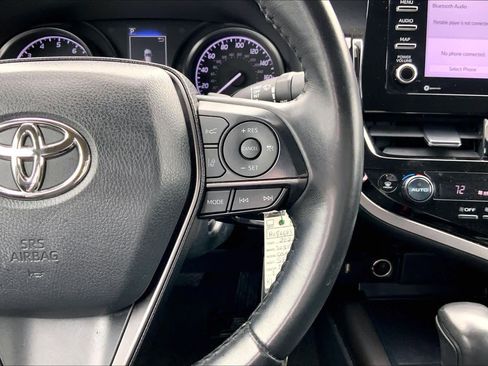 Used 2024 Toyota Camry SE image 23