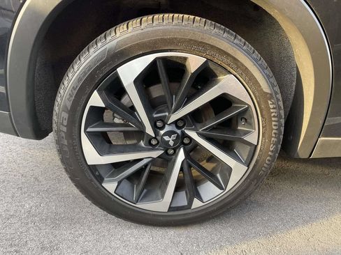 Used 2024 Mitsubishi Outlander Ralliart AWD/4WD image 5
