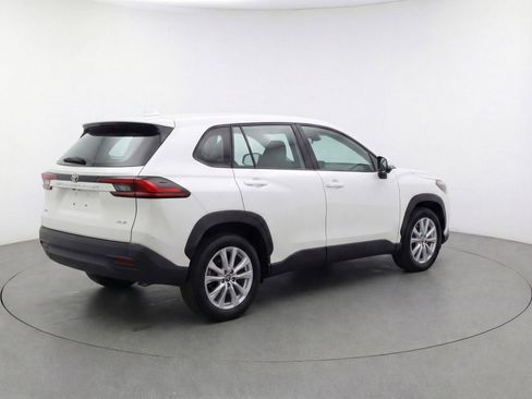 Used 2024 Toyota Grand Highlander AWD image 9
