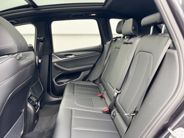 Used 2022 BMW X3 xDrive30i w/ M Sport Package AWD/4WD image 27