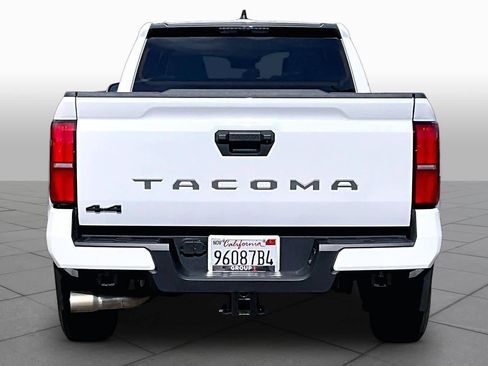 Used 2024 Toyota Tacoma SR5 AWD/4WD image 4