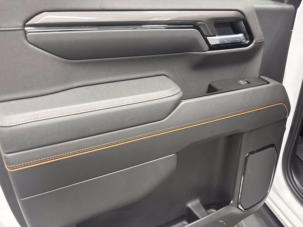 New 2026 GMC Sierra 1500 AT4 w/ AT4 Premium Package AWD/4WD image 18
