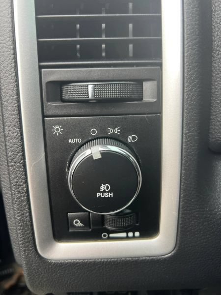 Used 2012 RAM 1500 Sport w/ Sport Premium Group AWD/4WD image 24