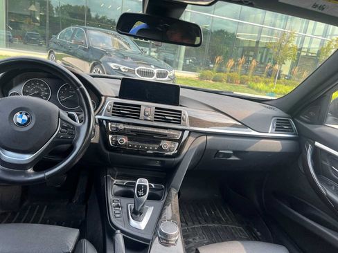 Used 2017 BMW 340i xDrive Sedan AWD/4WD image 9