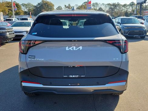 New 2026 Kia Sportage S image 5