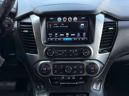 Used 2020 Chevrolet Suburban LT AWD/4WD image 53