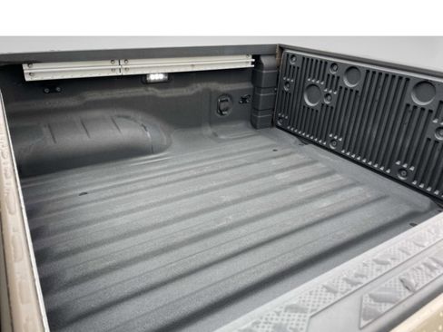 Used 2023 Nissan Frontier Pro-X w/ Pro-X Premium Package RWD image 13