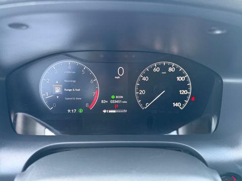 Used 2025 Honda HR-V LX image 5