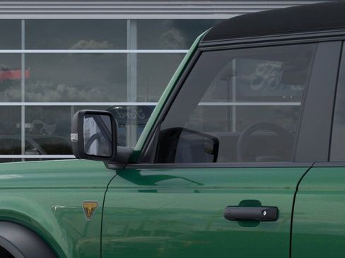 New 2025 Ford Bronco Badlands image 22
