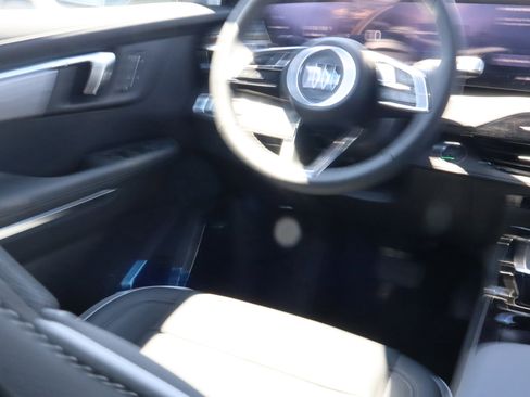 New 2026 Buick Enclave Preferred w/ Power Package AWD/4WD image 9