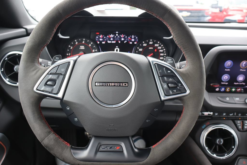 Used 2022 Chevrolet Camaro ZL1 RWD image 7
