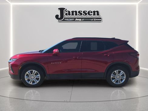 Used 2021 Chevrolet Blazer LT AWD/4WD image 2