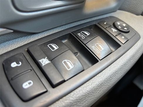 Used 2018 RAM 2500 Big Horn image 16