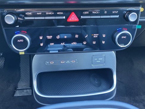 New 2026 Hyundai Ioniq 9 Limited AWD/4WD image 27