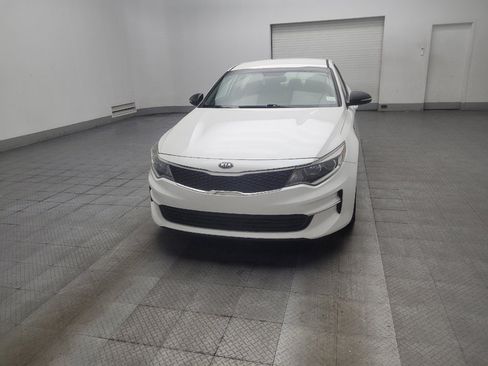 Used 2016 Kia Optima LX FWD image 15