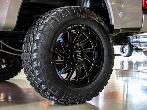 Used 2017 Ford F250 Platinum w/ Platinum Ultimate Package image 57