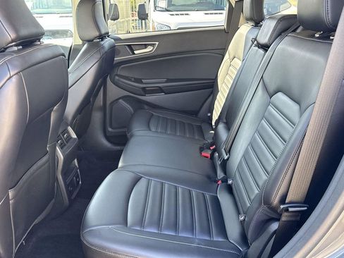 Used 2024 Ford Edge SEL w/ Convenience Package image 19