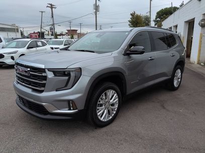 Used 2024 GMC Acadia Elevation w/ Luxury Package