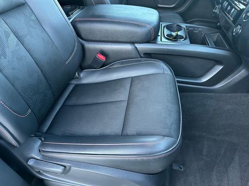 Used 2021 Nissan Titan PRO-4X w/ Off Road Protection Package image 15