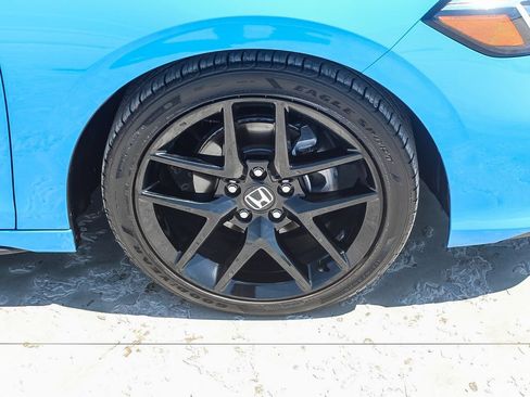 Certified 2025 Honda Civic Sport image 10