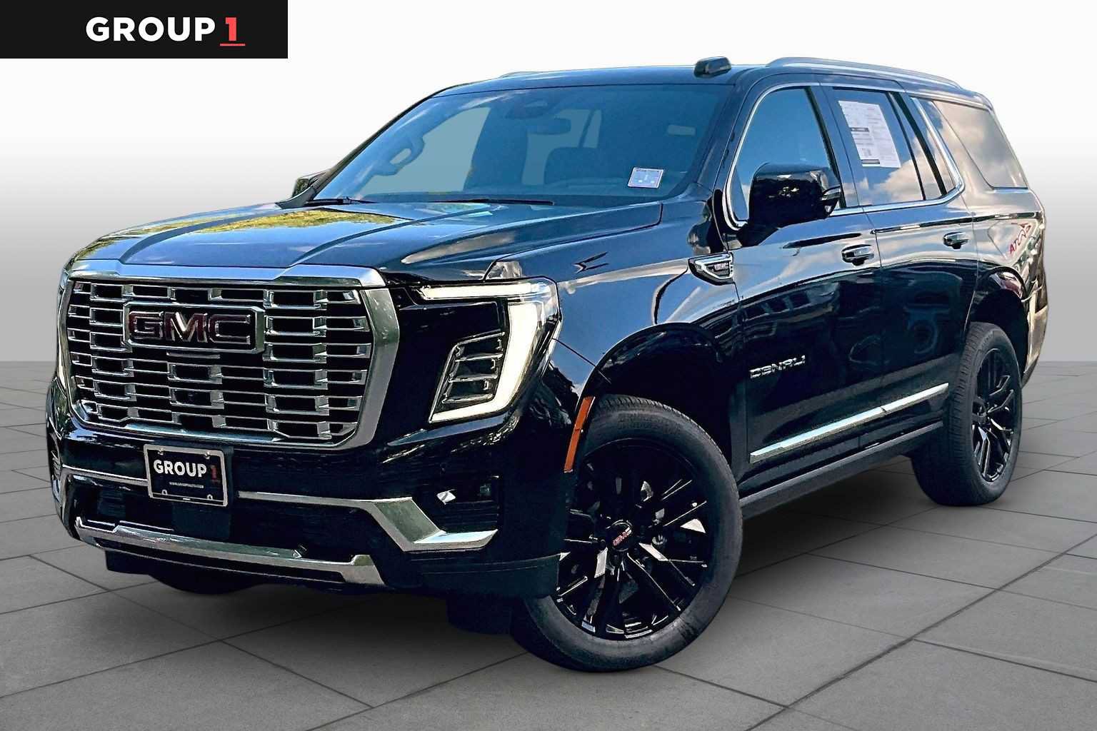 Used 2026 GMC Yukon Denali w/ Denali Reserve Package AWD/4WD image 1