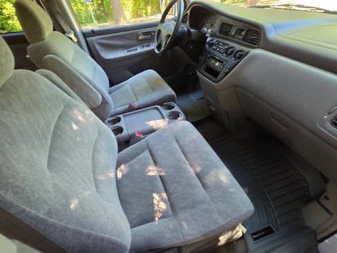 Used 2001 Honda Odyssey EX image 12
