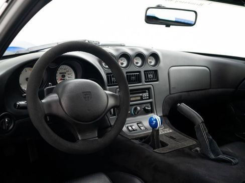 Used 1997 Dodge Viper GTS RWD image 12
