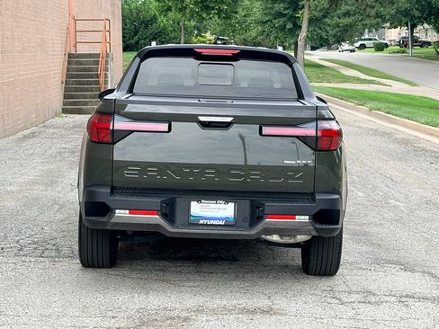 Used 2025 Hyundai Santa Cruz Limited AWD/4WD image 4