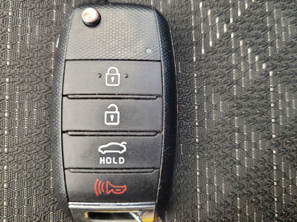Used 2023 Kia Rio S FWD image 32
