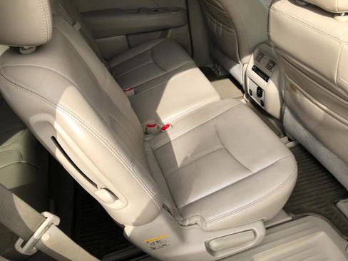 Used 2013 Nissan Pathfinder SL w/ SL Premium Pkg image 38