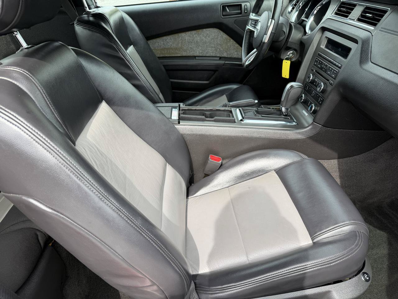 Used 2013 Ford Mustang Coupe w/ V6 Performance Pkg RWD image 10