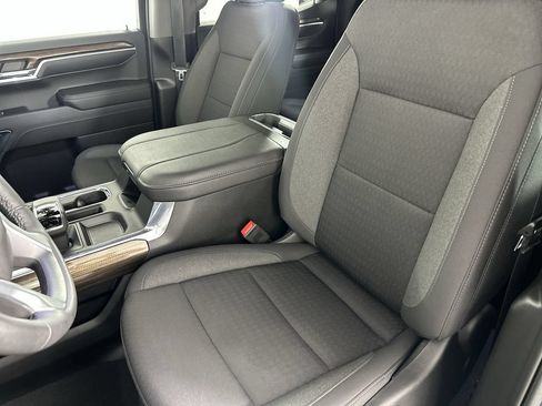 Used 2023 Chevrolet Silverado 1500 LT AWD/4WD image 22