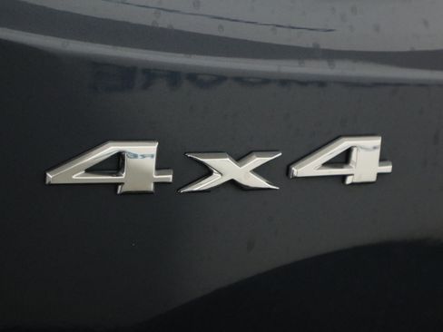 Used 2023 Jeep Renegade Latitude w/ Premium Group AWD/4WD image 35