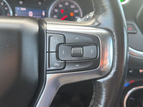 Used 2020 Chevrolet Blazer LT FWD image 19