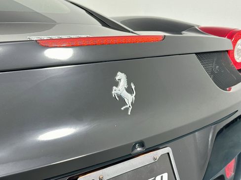 Used 2014 Ferrari 458 Italia Coupe RWD image 45