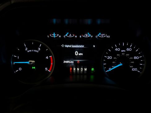 Used 2020 Ford F250 XLT w/ XLT Premium Package image 32