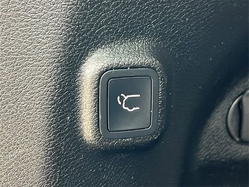 Used 2022 Jeep Cherokee Trailhawk image 38