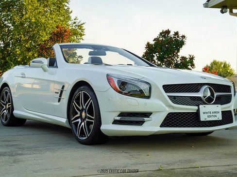 Used 2015 Mercedes-Benz SL 550 image 10