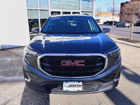 Used 2018 GMC Terrain SLE w/ Driver Convenience Package image 8