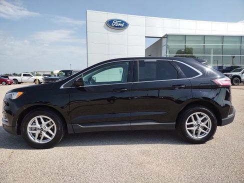 Used 2024 Ford Edge SEL AWD/4WD image 2